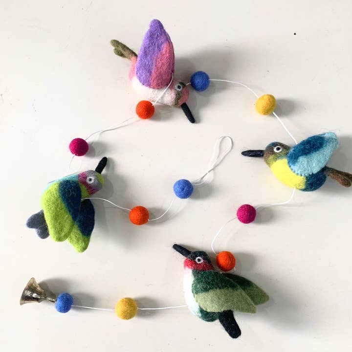 Vilten kolibrieslinger voor wholesale door Ganapati & Co.