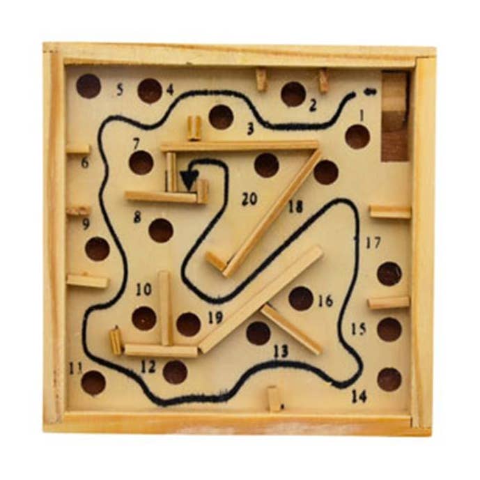 TSJJ - Wholesale Klassiek speelgoed - Kinderen - Houten Doolhofspel 11,5 X 11,5 cm0