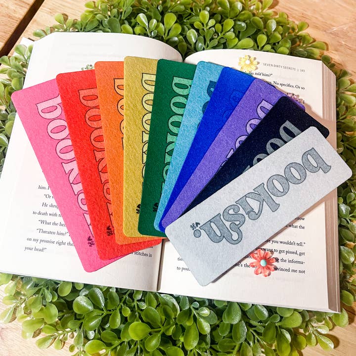 Sharp Thoughtlings - Vente Marque-page - Livresque. Marque-page monochrome en feutre3