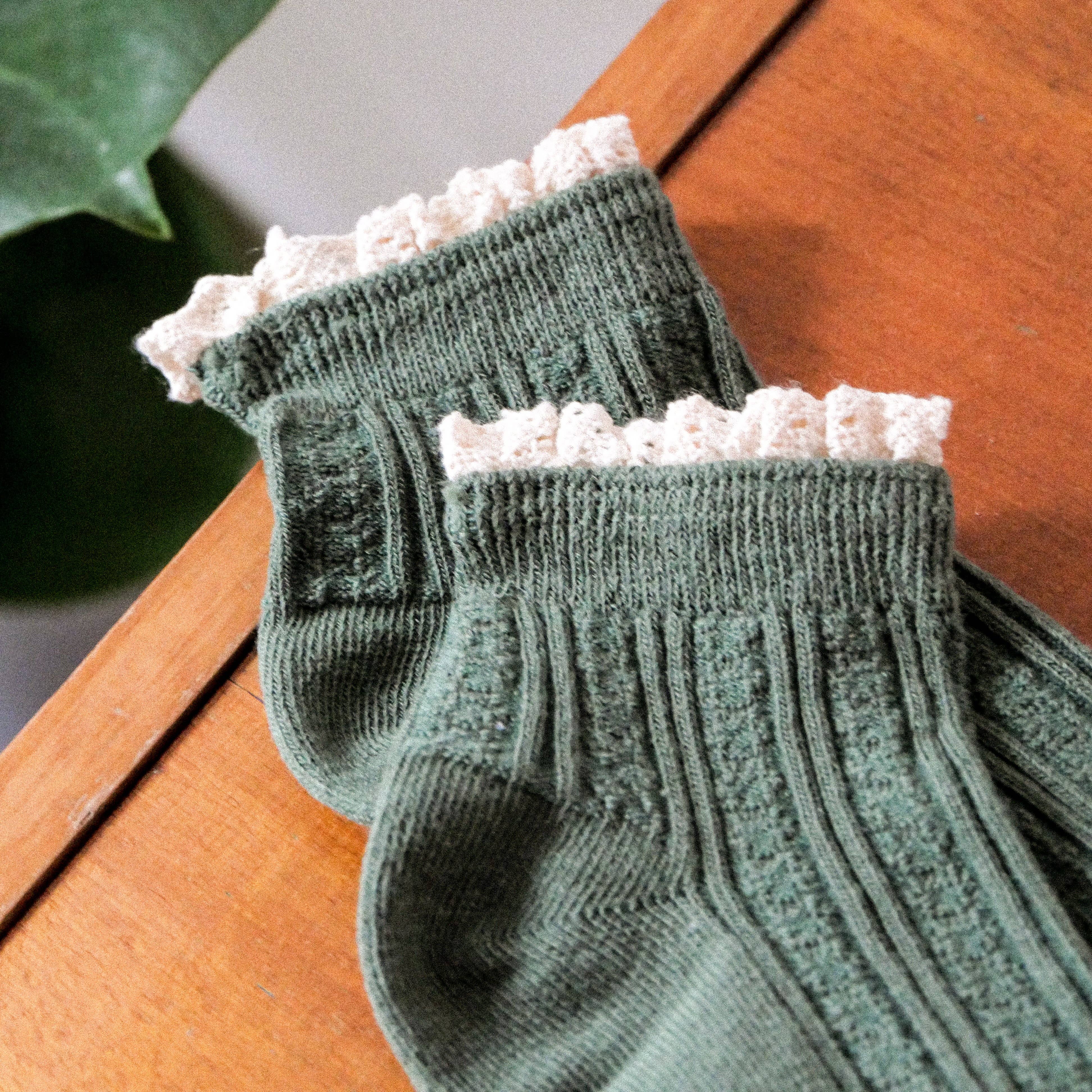 Gentil Coquelicot Paris - Venta al por mayor Calcetines - Mujer - Calcetines bajos de macramé3