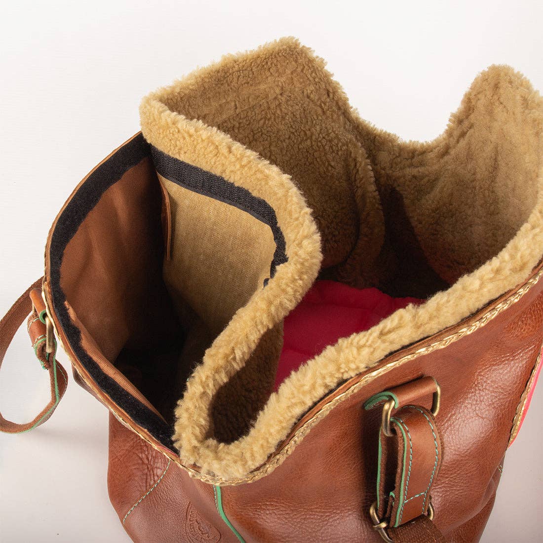 Dog with a Mission - Wholesale Pet Purse - Dogs - Bonita Leather Dog Carrier Bag (up to 8 kg)9