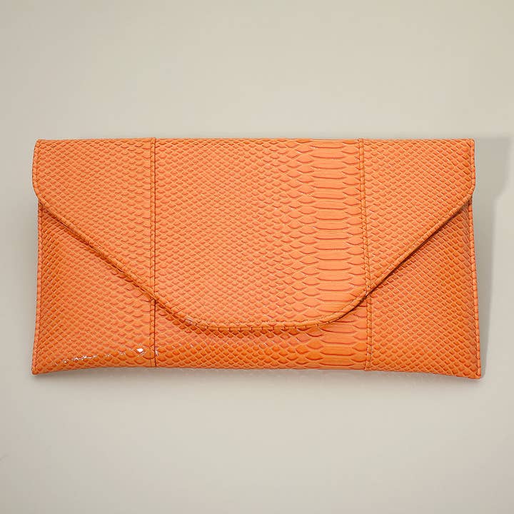 Sensibling Corp. - Wholesale Clutch Bag - Women's - Snake Skin Patterned Envelope Clutch / Shoulder Bag10