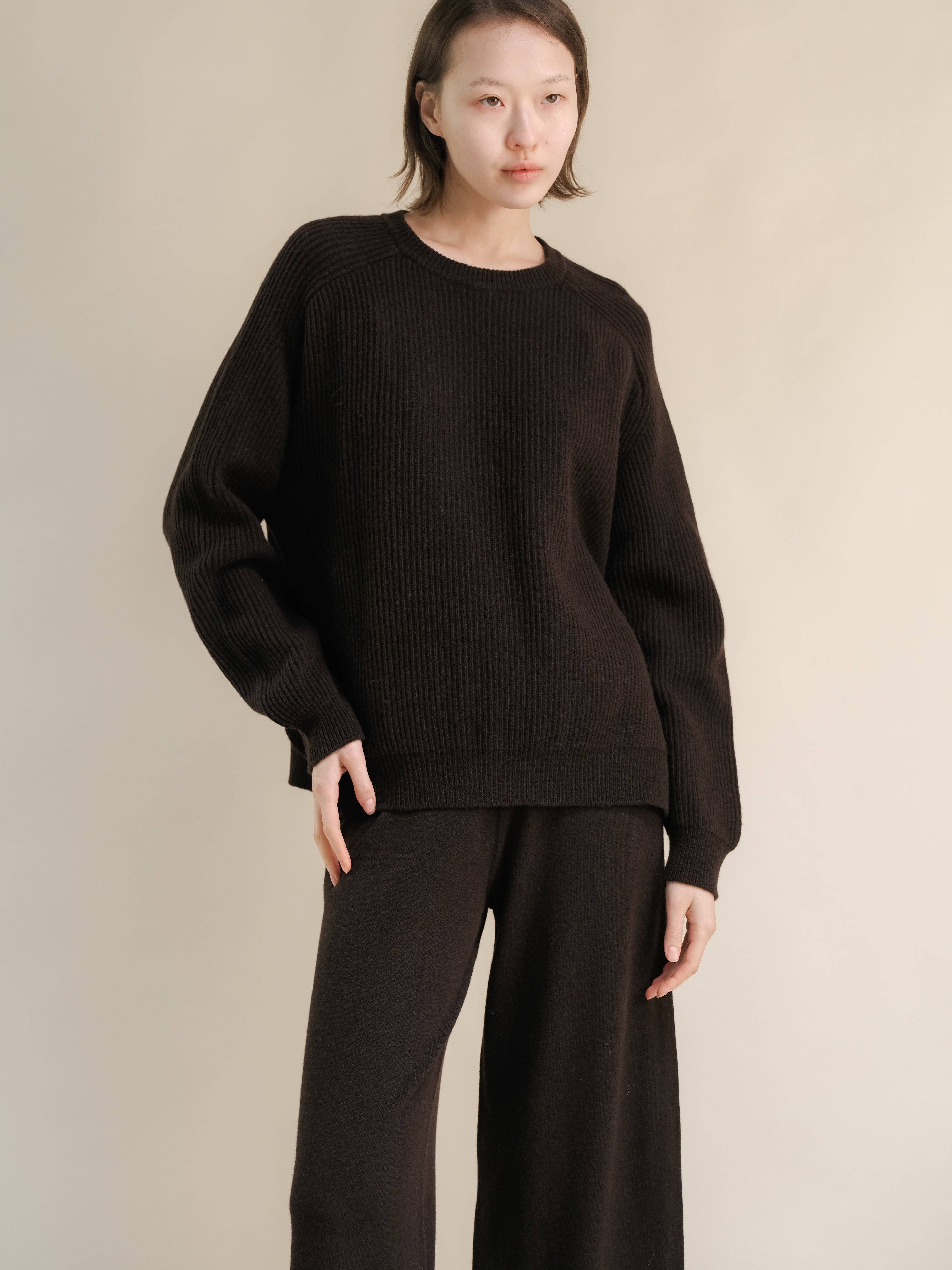 Lèmme - Wholesale Knit Sweater - Women's - Cashmere Mix Crewneck Ribbed Sweater with Lateral Slits24