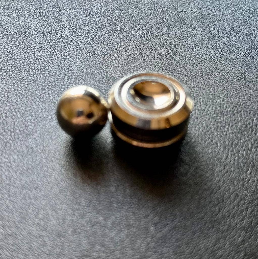 eterus - Wholesale Tafelbladdecoratie - Spinnende bal met magnetische baan6