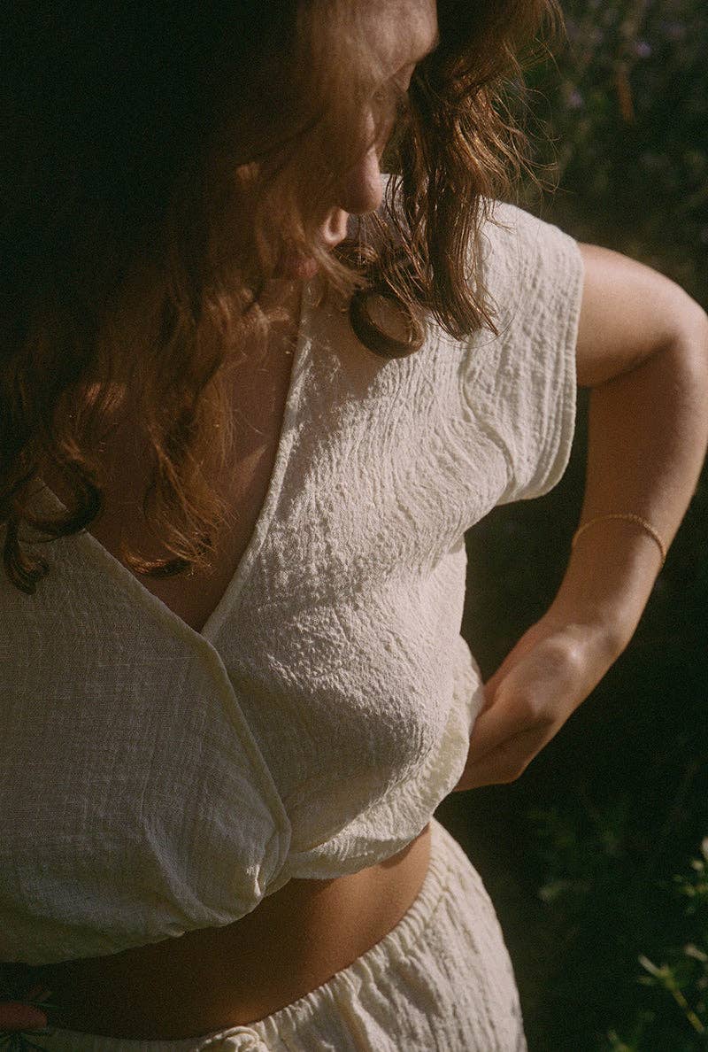 Nénés - Wholesale Blouse - Women's - Meredith Top - Ecru3