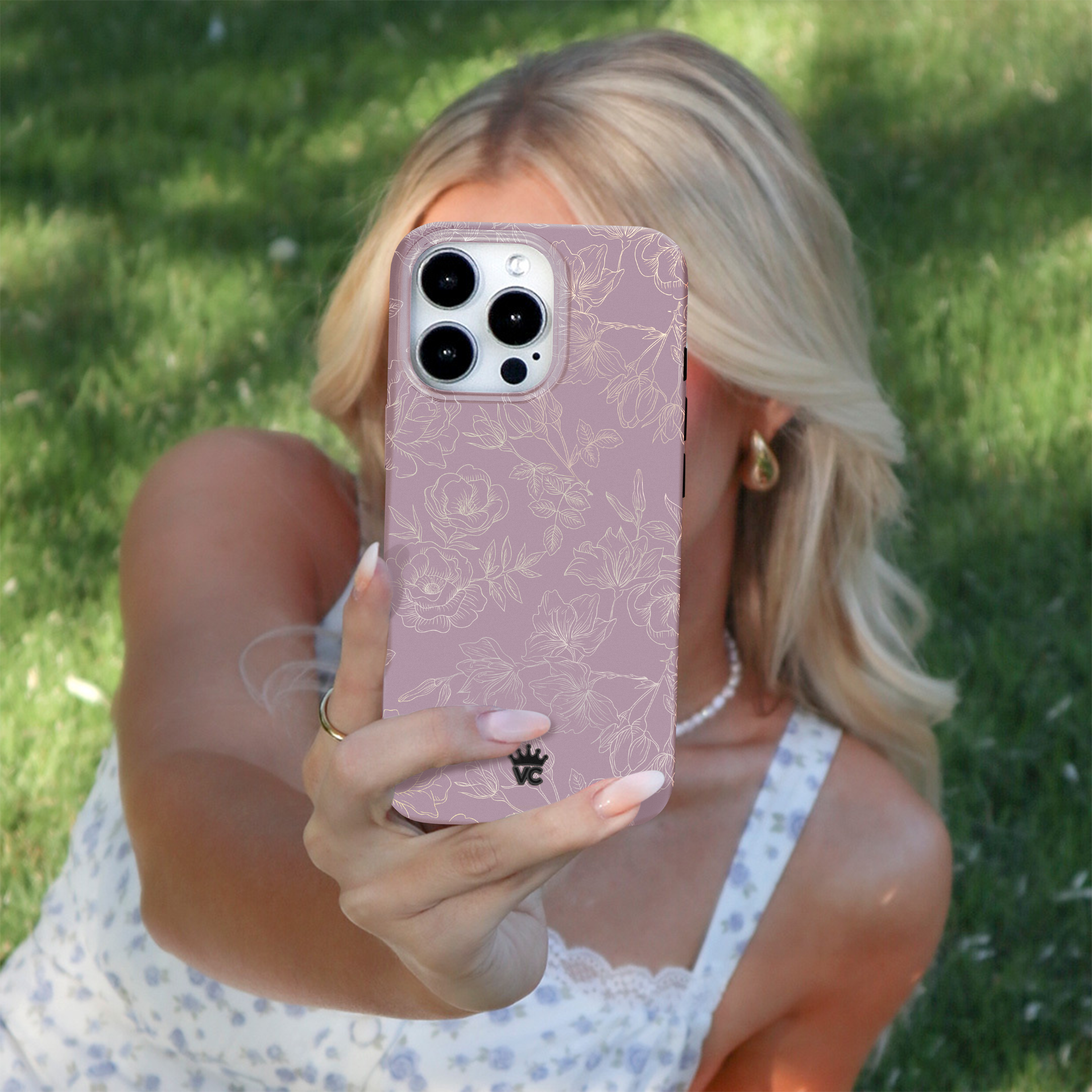 VELVET CAVIAR - Wholesale Phone Case - Women's - iPhone 15 Pro Max MagSafe Case - Dusty Rose Chrome Floral3