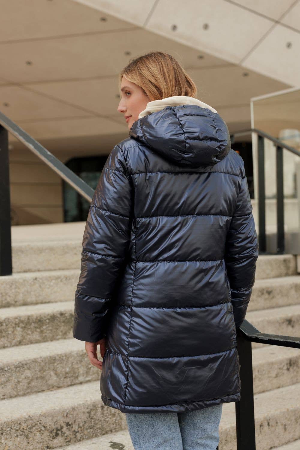 Attrait Paris - Wholesale Puffer Jacket - Women's - Mid-length reversible waterproof puffer jacket6