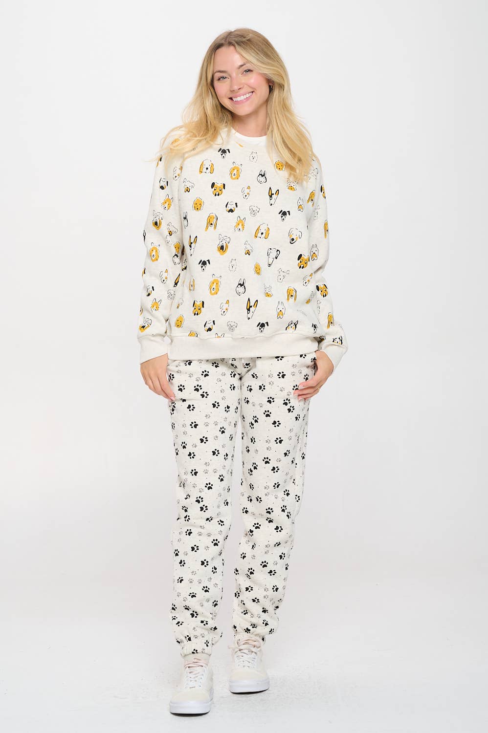 SM WARDROBE - Wholesale Sweatshirt - Women's - COLORFUL DOG HEAD PRINT SWEATSHIRT3