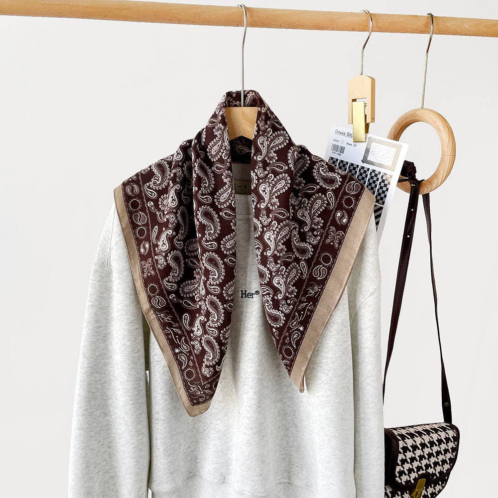 Dipped Shop - Wholesale Scarf - Women's - Splicing Print Vintage Square Silk Scarf DP25G4522