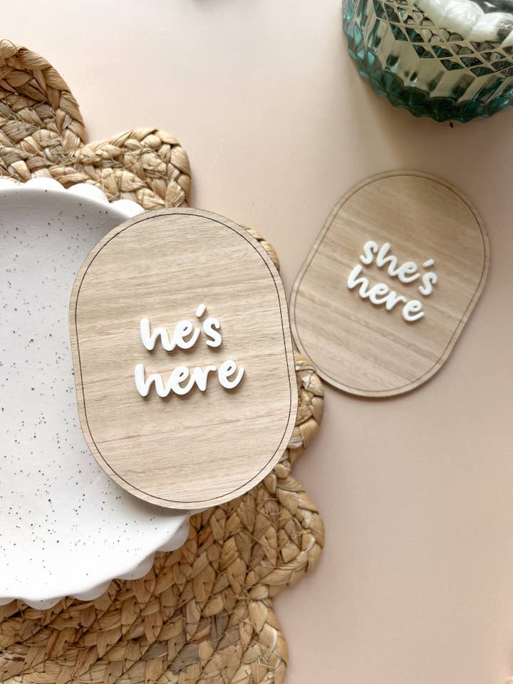 Annuncio "È qui" per la vendita all'ingrosso da parte di Little Rabbit Lane