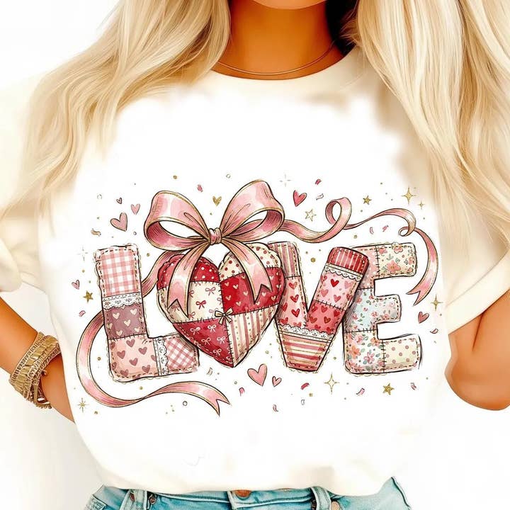 Valentijnsdag LIEFDE T-shirt, Romantische Patchwork Hart Strik Trui voor wholesale door DLT Ecommerce