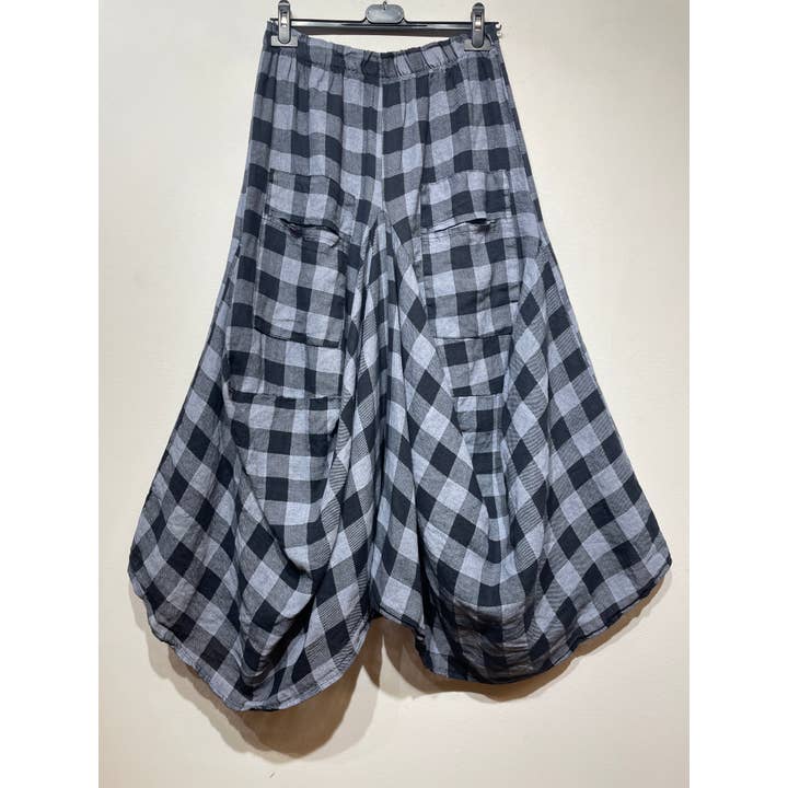 LINEN & COTTON HOUSE - Wholesale Dress - Women's - LINEN SKIRT WITH POCKETS, GINGHAM CHECK PATTERN 6633
