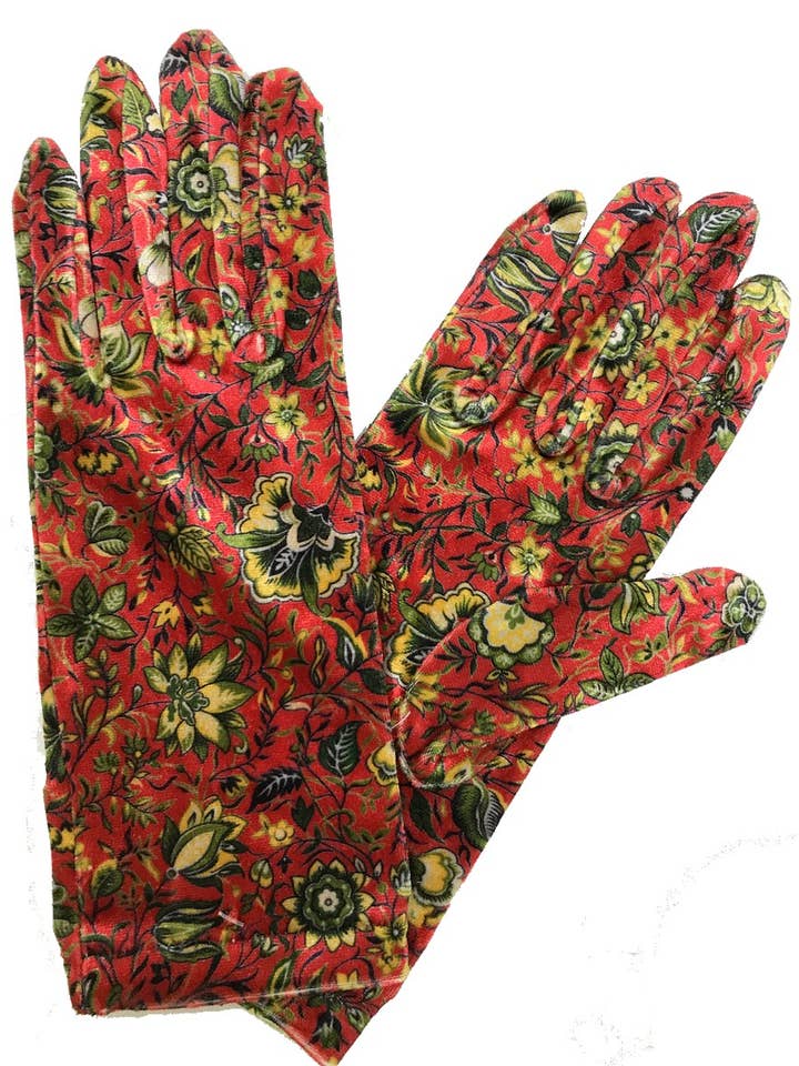 Marilda Red Velvet Women's Gloves for wholesale by LES PETITS CAPRICES