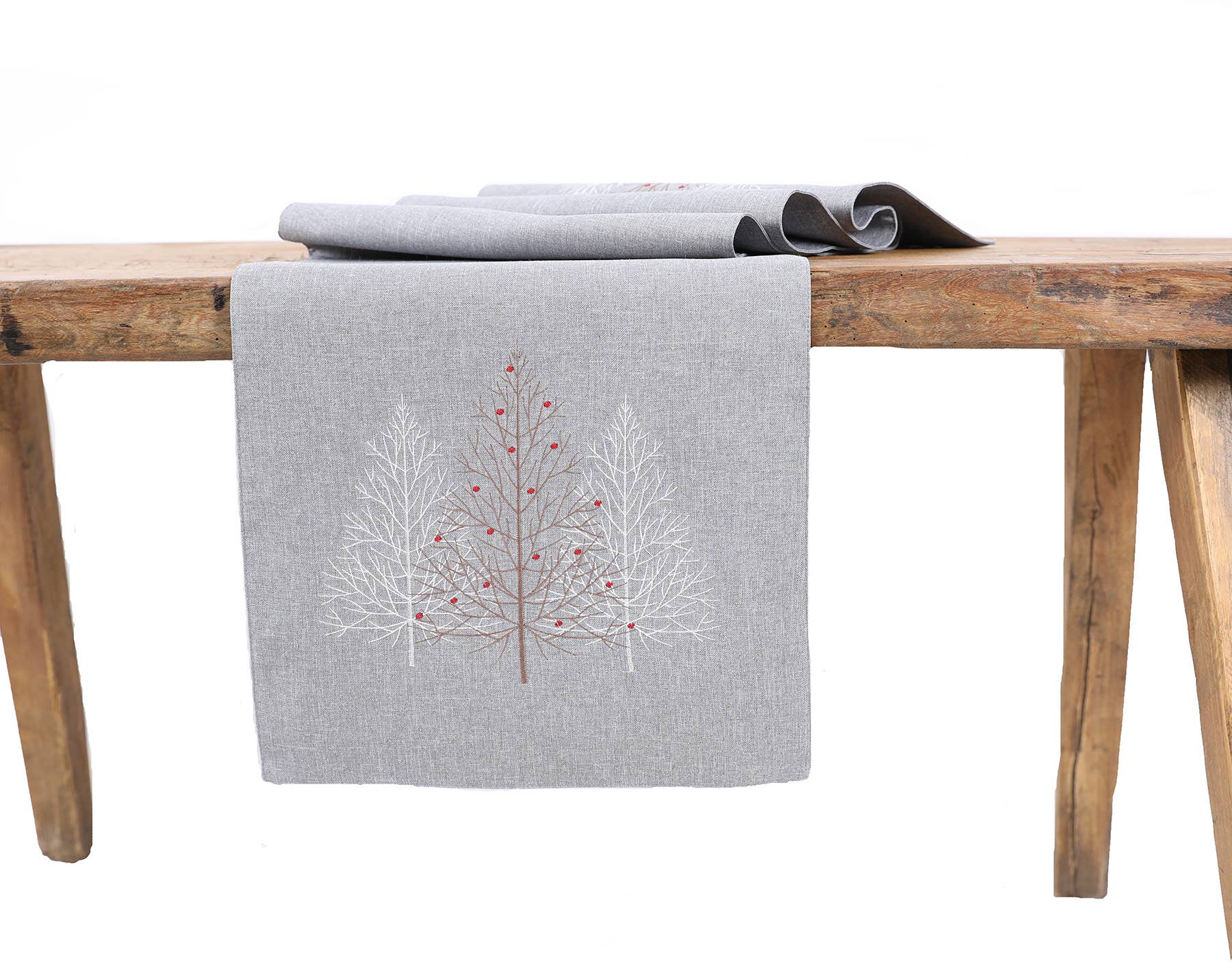 Xia Home Fashions & Manor Luxe - Wholesale Table Runner - Festive Trees Embroidered Christmas Table Runner1