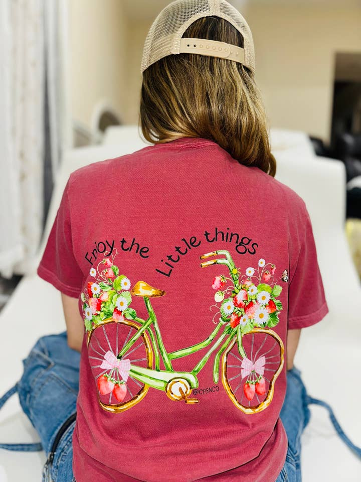 ET-LT 🚲🌺 Chemise pour la vente par Cloth Paper Scissors LLC