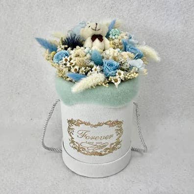 FLOWER BOX, Blue/White Dried Flowers, Newborn Gift for wholesale by Chaton Et Monsieur Ours