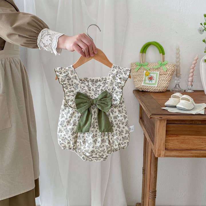 Bege Body de Verão para Bebé Menina Sem Mangas com Decote Quadrado e Estampa Floral para venda a revendedores na Faire3