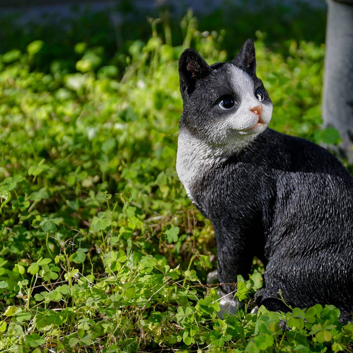 Hi-Line Gift Ltd. - Wholesale Outdoor Ornament/Decor - Black Cat Looking Back Garden Statue