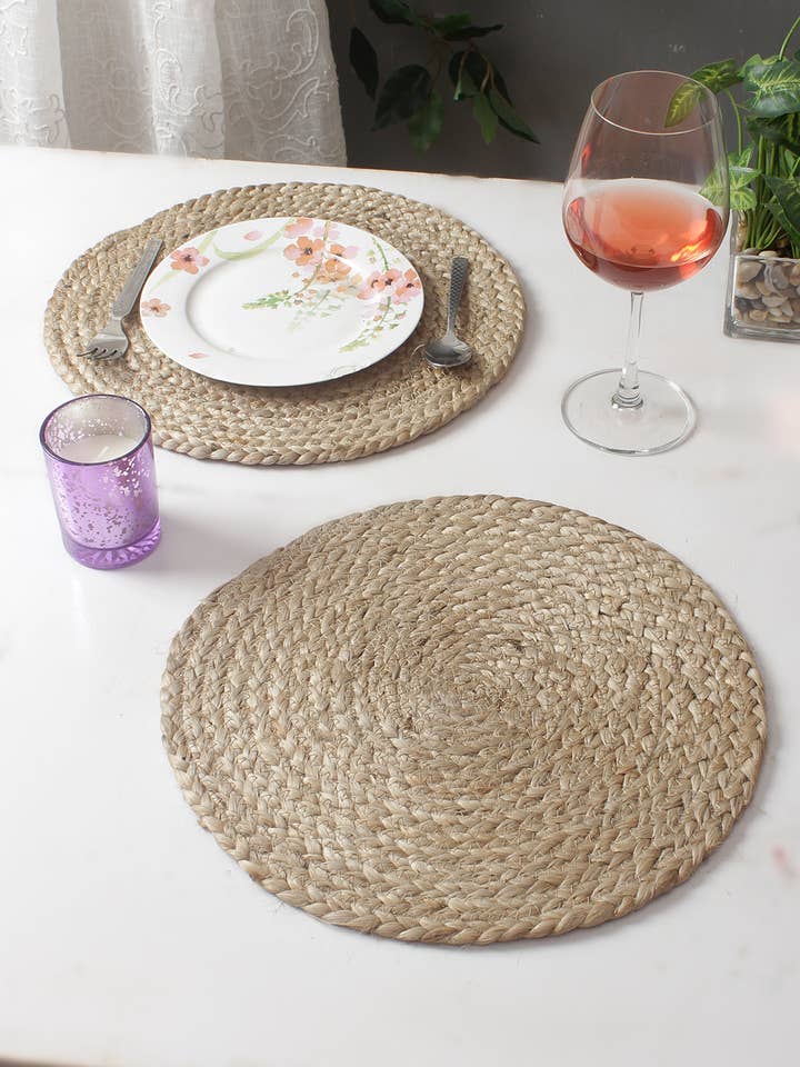 Set of 4 Braided Jute Table Placemat for wholesale by Urban Adorn