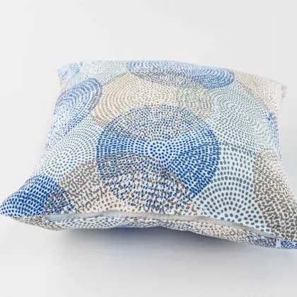 Fronha decorativa Elva - Círculos por atacado de Superkussens