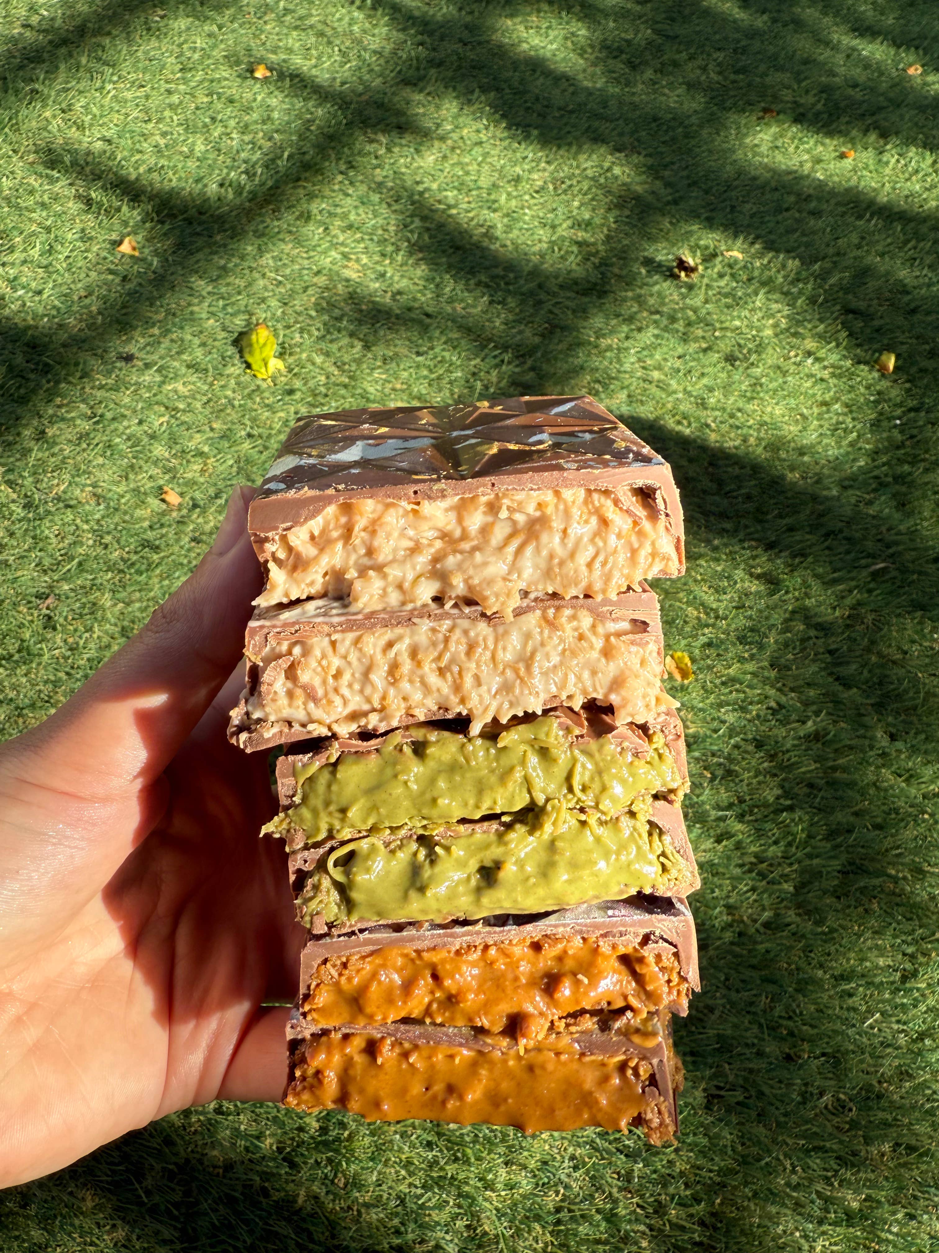 Tasty Trends - Wholesale Chocolate Bar - Viral Dubai Biscoff Chocolate1