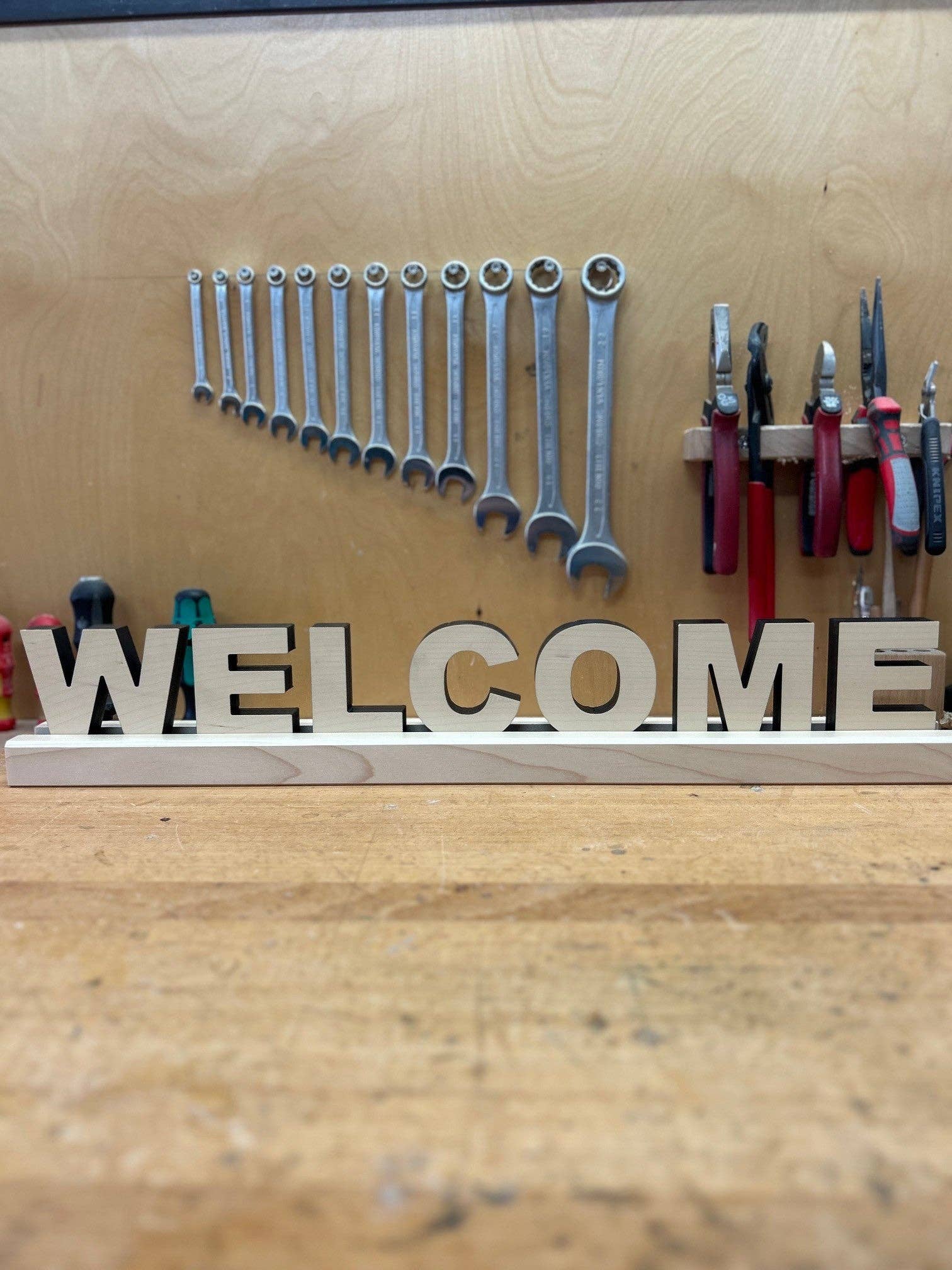 e+m Holzprodukte - Wholesale Desk Riser - Display6