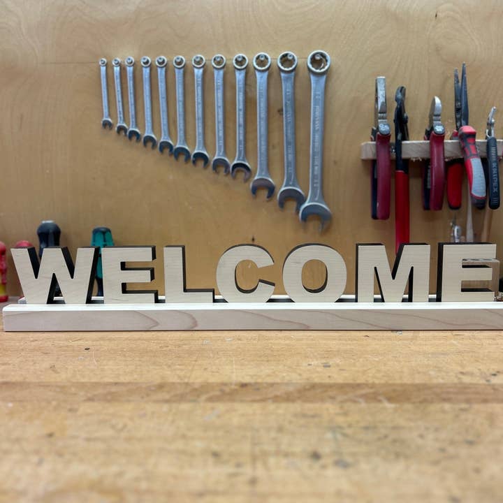 e+m Holzprodukte - Wholesale Desk Riser - Display6