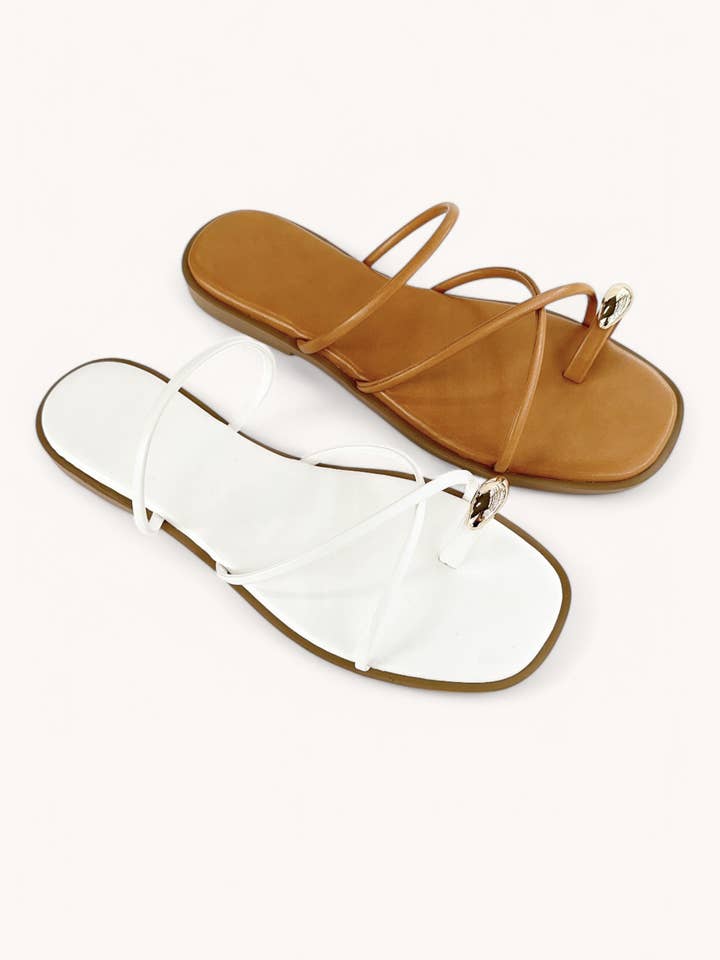 CCOCCI - Wholesale Sandals - Women's - DEAL-33 GOLDEN TOE RING CRISS CROSS STRAPPY SANDAL