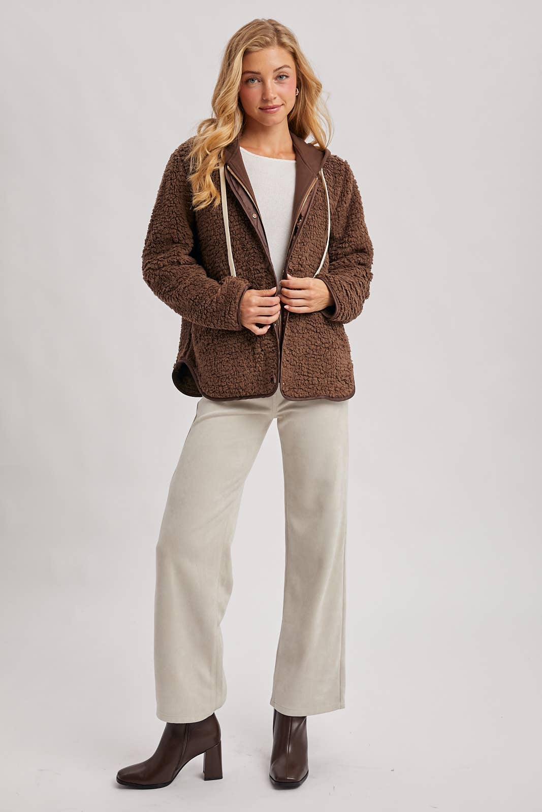 Bluivy - Wholesale Jacket - Women's - SHERPA ADJUSTABLE HOODED JACKET18