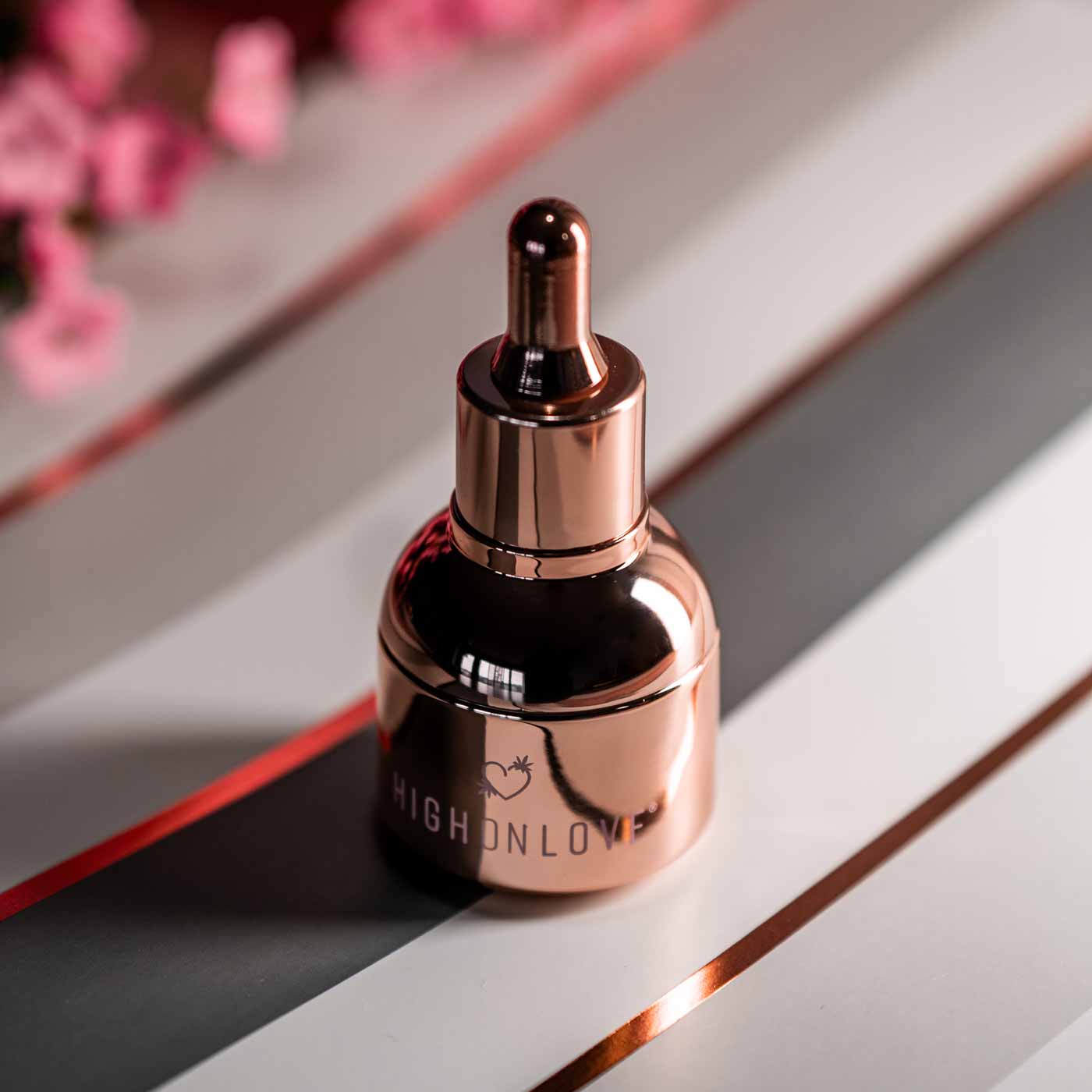 HIGH ON LOVE - Wholesale Personal Lubricant - Stimulating Sensual Oil3