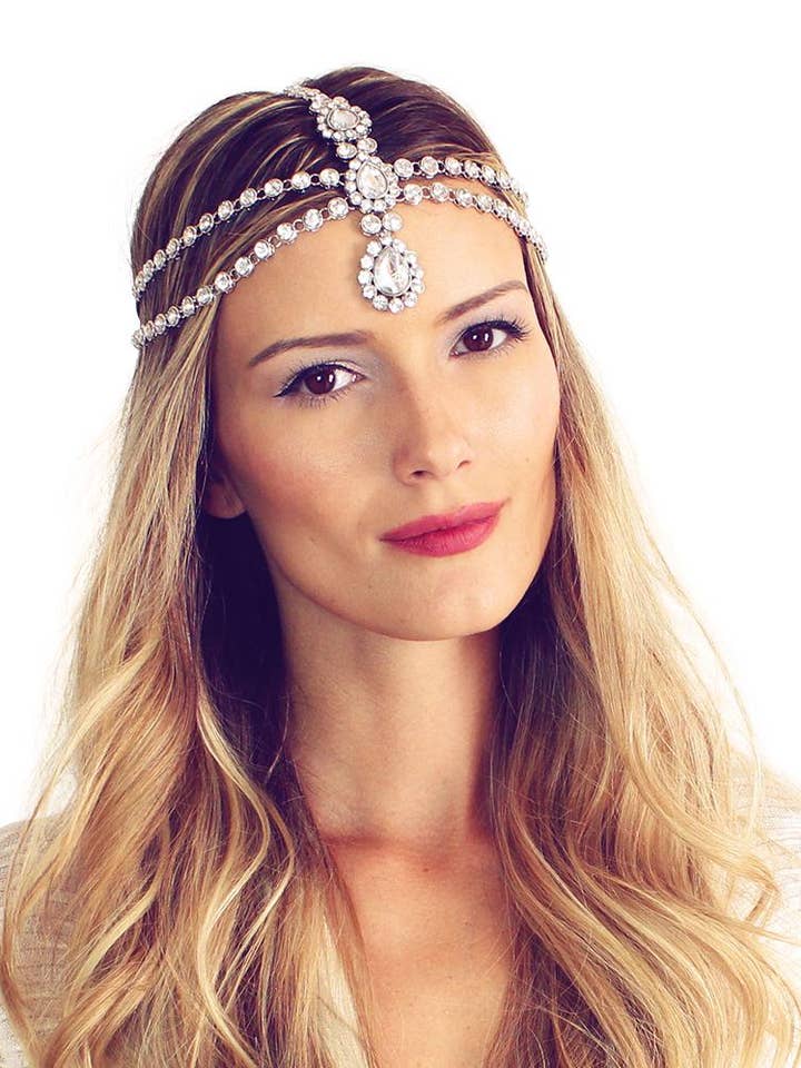 Luna Chaîne tête argentée pour la vente par Bare Sandals