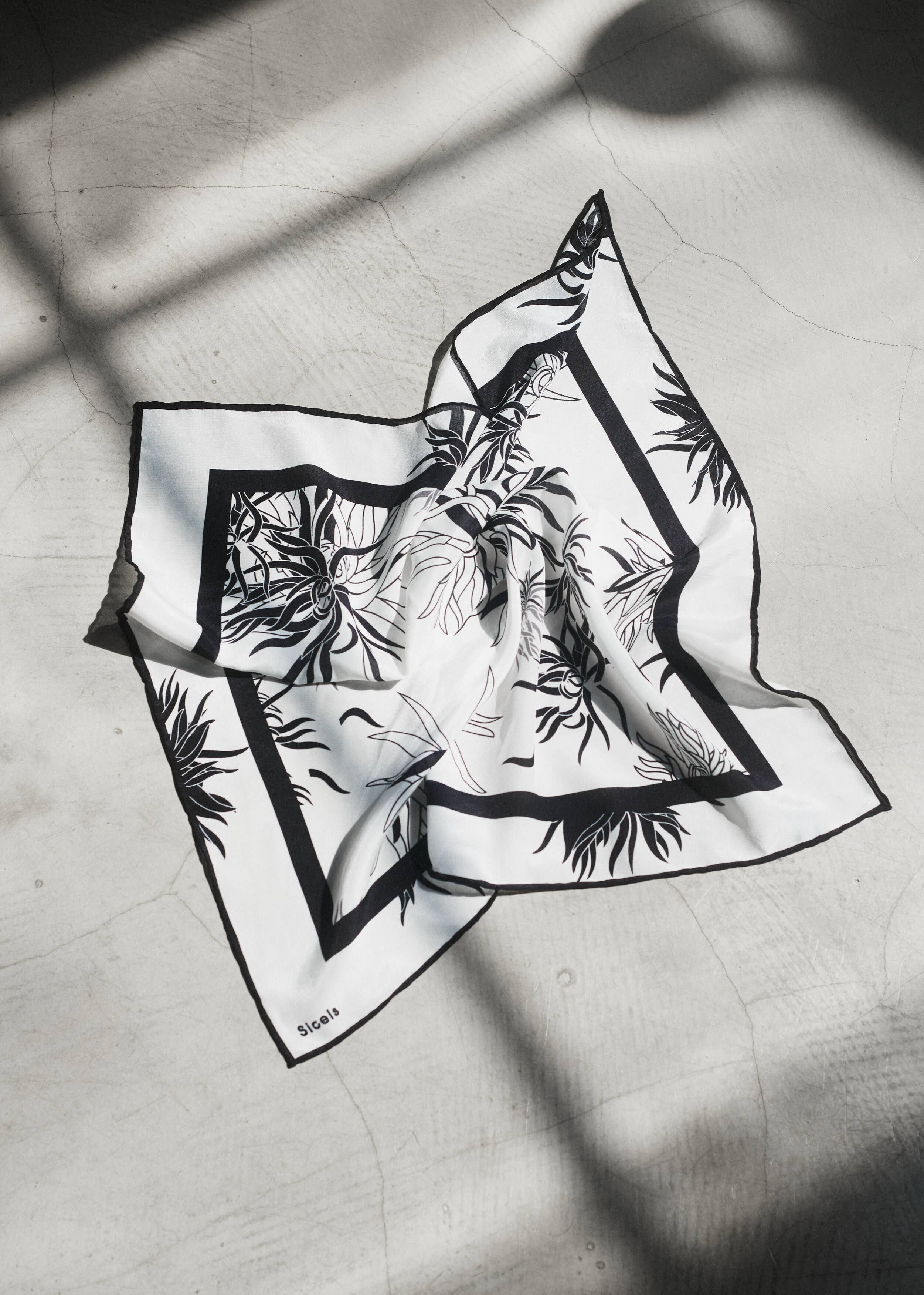 Sicels - Wholesale Scarf - Women's - Remade Bianca E Nera - Crepe De Chine0