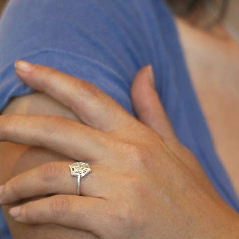 Bague Web en argent sterling pour la vente par Michelle Chang