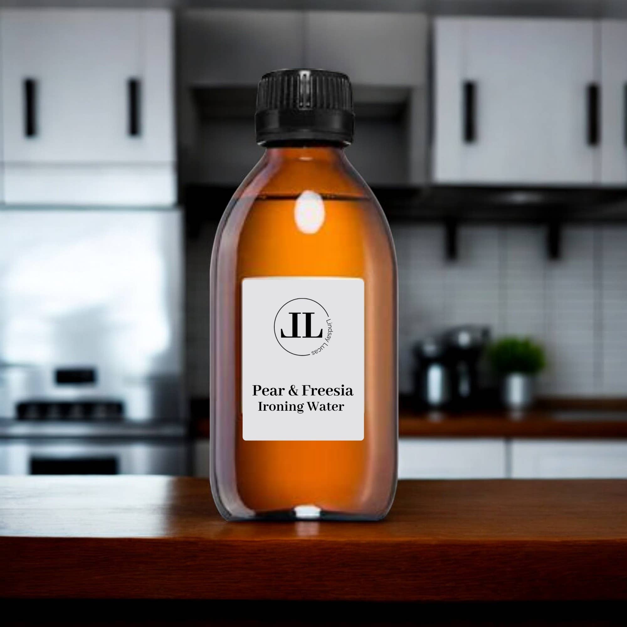 Lindsay Lucas Candles - Wholesale Fragrance booster - Iron Anti Wrinkle Decrease Spray 500ml Glass Bottle Natural 3