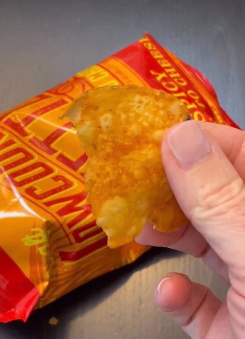 Lowcountry Kettle - Vendita all'ingrosso Patatine - Patatine al formaggio piccante Pimento - 24 sacchetti2