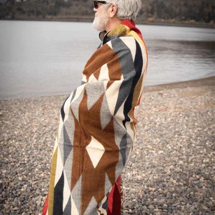 Red Thread & Co - Wholesale Throw Blanket - Tomás Blanket - Alpaca Wool Blend