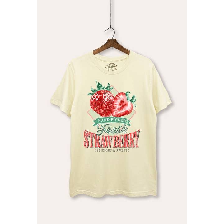 VINTAGE POINT USA - Wholesale T-Shirt (Graphic) - Women's - FRESH STRAWBERRY GRAPHIC BASIC T-SHIRT2