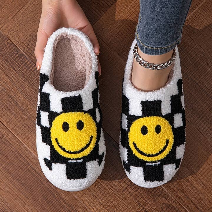 Black HOME CHECKERBOARD SMILEY FACE COTTON SLIPPERS_CWSHS0559 for wholesale on Faire
