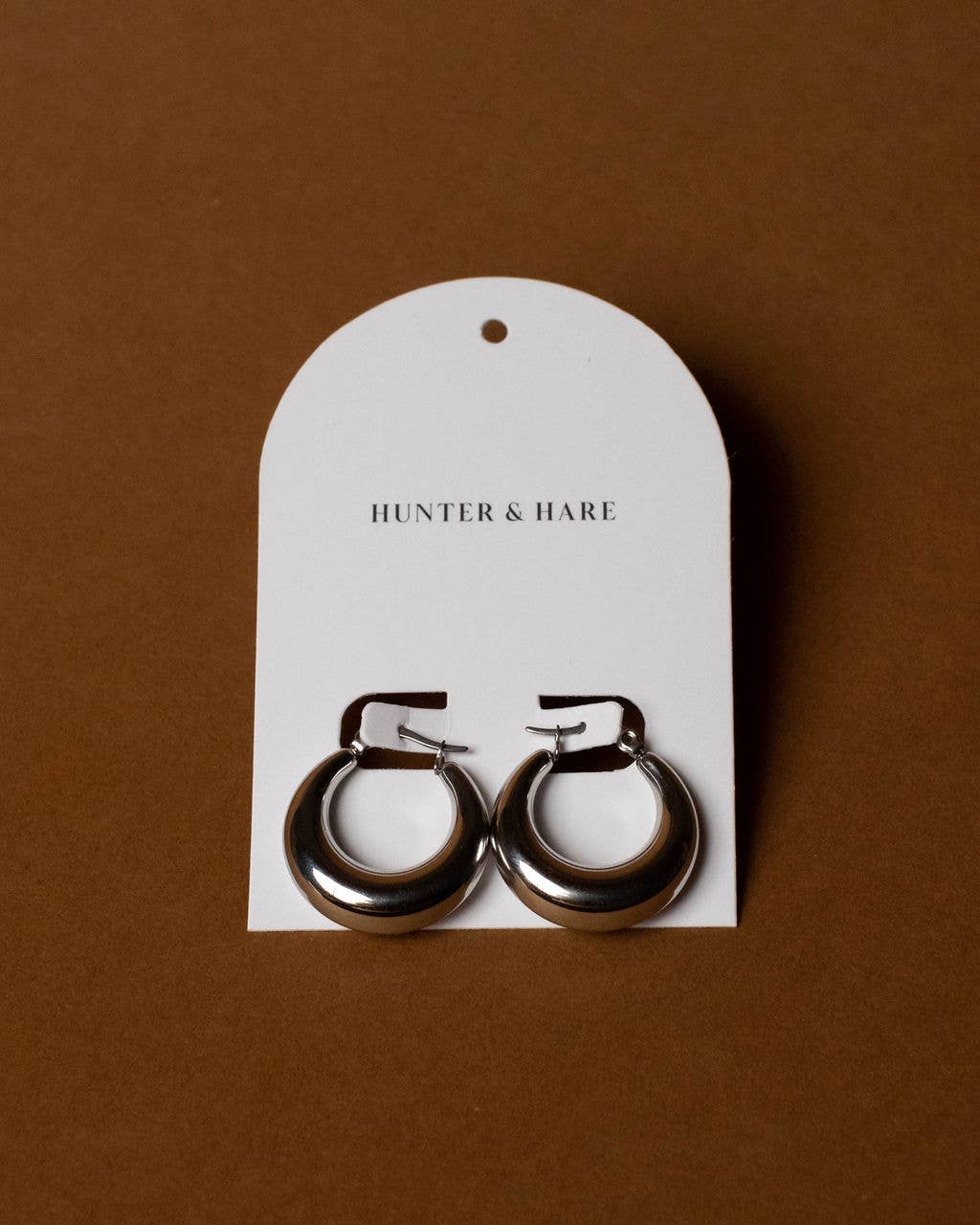 Hunter & Hare – wholesale Hoop-örhängen – Emilia Voluptuous Silver Hoops2