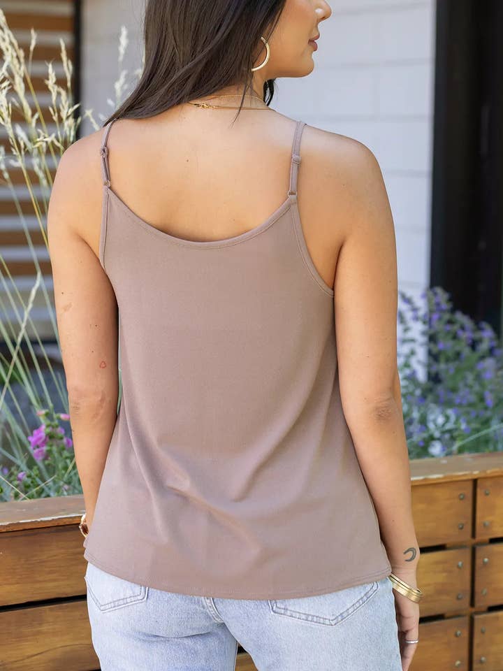 Beige Scoop Neck Cami I Taupe for engroshandel på Faire4