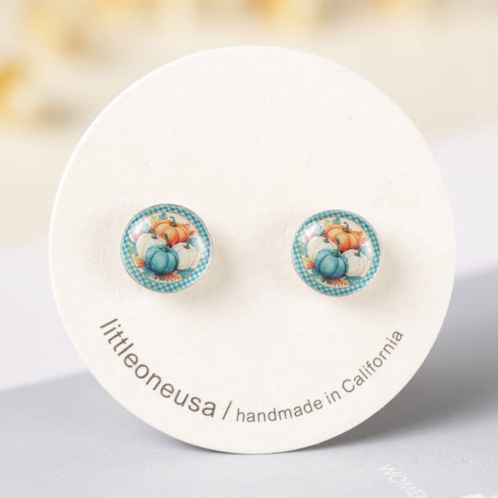 Herbst 2025 Kürbis Titan Ohrstecker für den Großhandel von littleoneusa