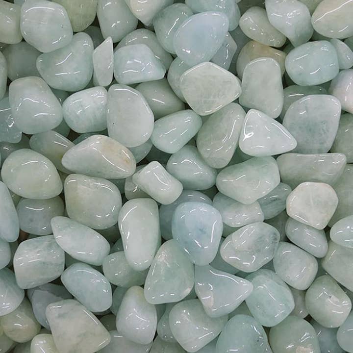 Aquamarine Brazil A+ (tumbled stone) for wholesale by La Boîte à Cailloux