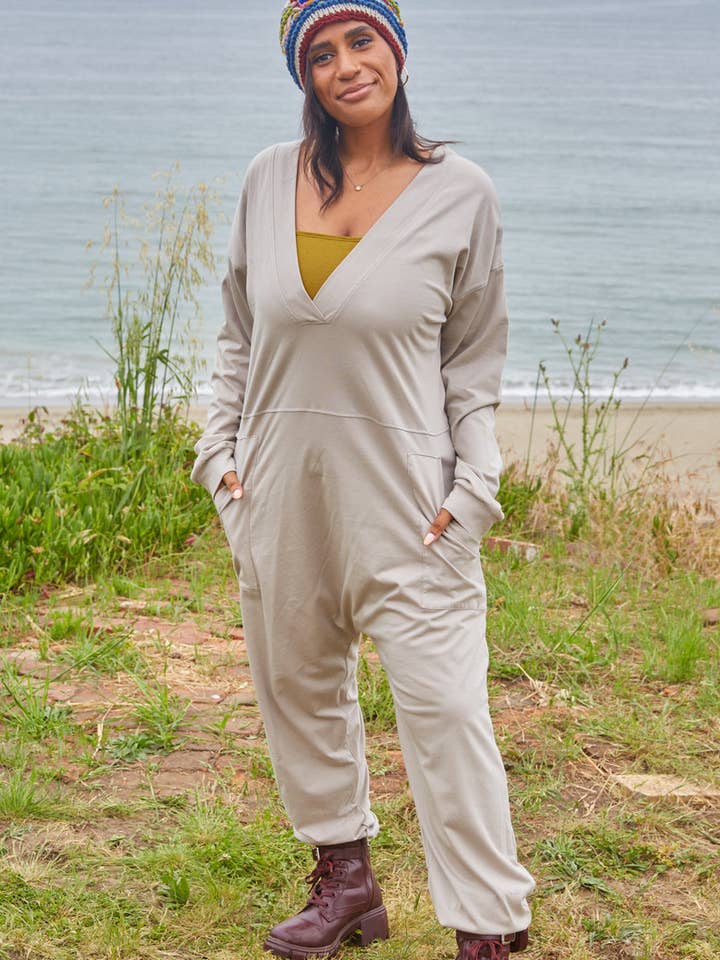 Einteiler mit V-Ausschnitt für den Großhandel von Zig Zag Asian Collection