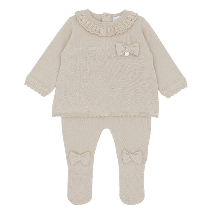 Ensemble deux pièces beige en tricot pour filles HALLE avec pieds pour la vente par Blues Baby