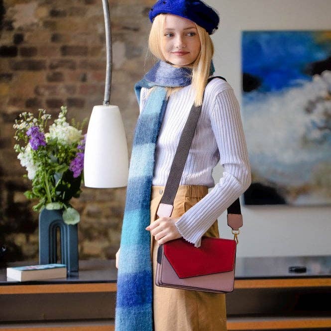 Studio Hop – wholesale Scarf – Women's – Colour Block Chunky Squares Check Blanket Scarf2