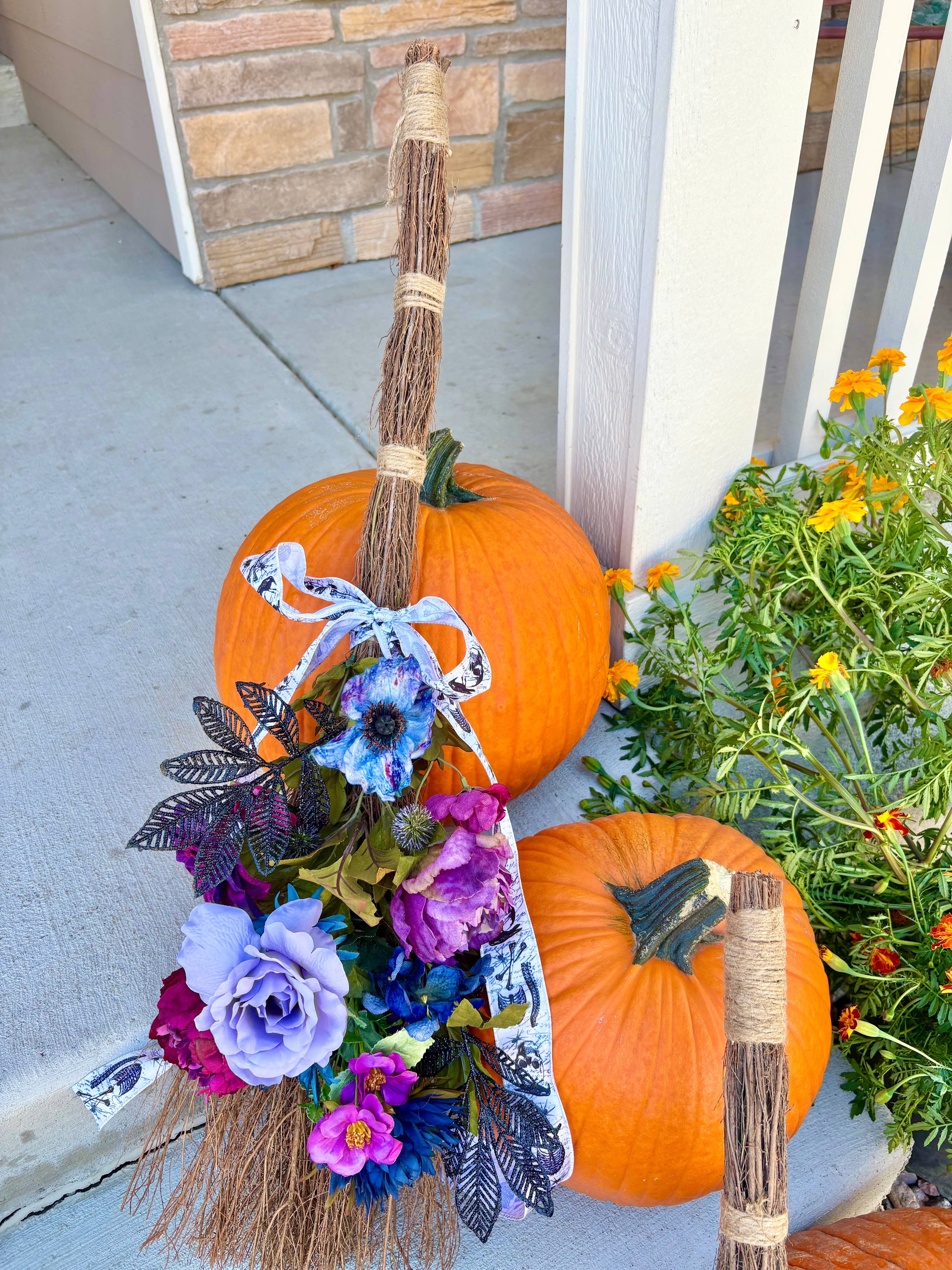 All Little Cute Things - Wholesale Smudge Stick - Floral Broom Witch Besom Handmade Scented Wall Decoration11