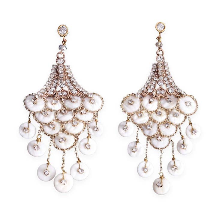 Ivory Glamour kroonluchter oorbellen voor wholesale door Cupidstone Accessories
