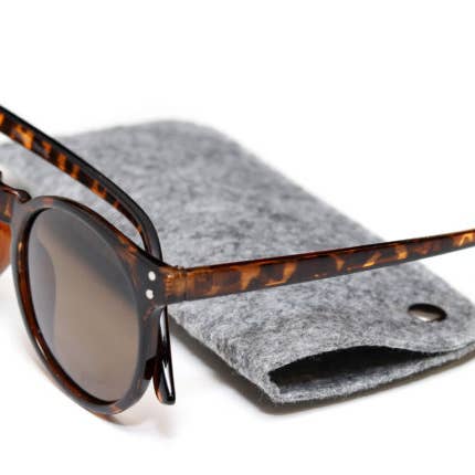 Voyage Shades | Tortoise for wholesale by Sondre Travel