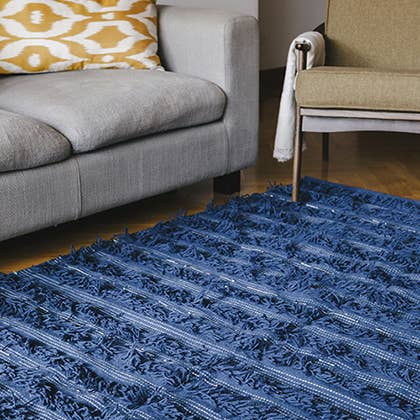 Tappeto kilim con frange blu navy per la vendita all'ingrosso da parte di KILIIM