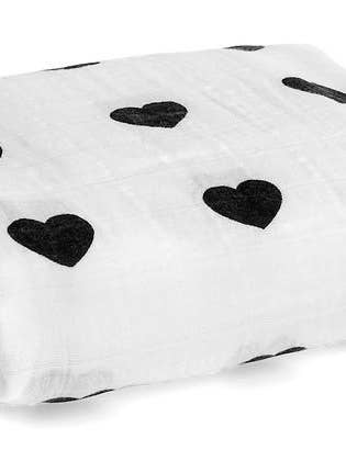 Couverture d'emmaillotage bio - Coeur pour la vente par Modern Burlap